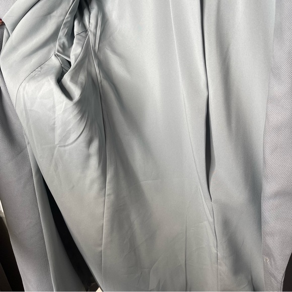 Madewell The Larsen Oversized Blazer in Drapeweave in light blue, size Medium - Picture 10 of 13